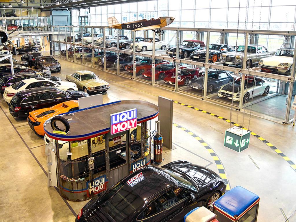 V8 Hotel Classic Motorworld Region Stuttgart Бьоблинген Екстериор снимка